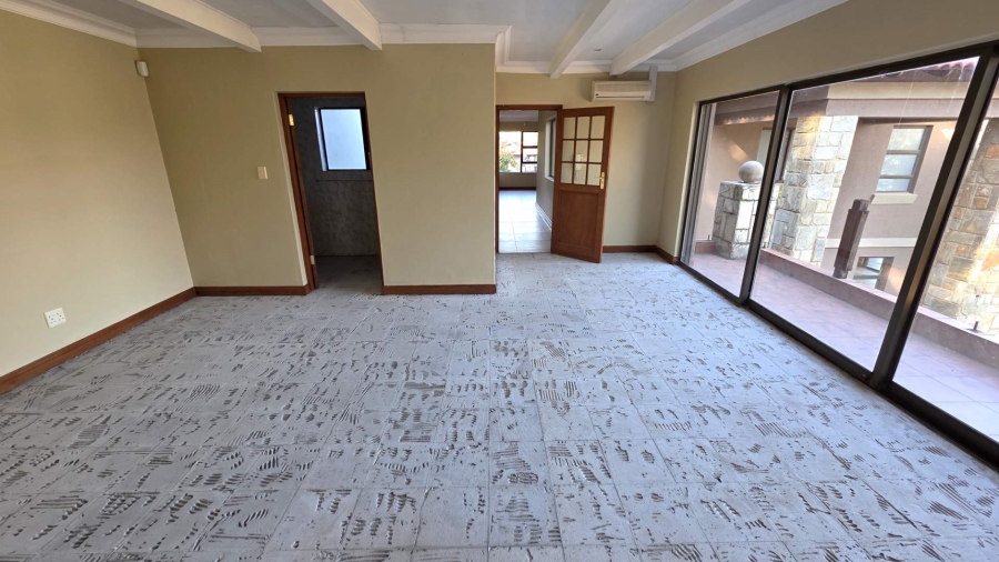 4 Bedroom Property for Sale in Ifafi North West